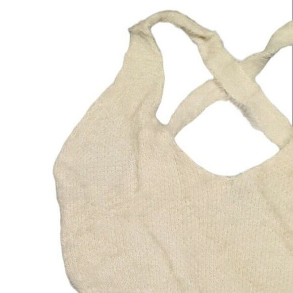 Day & Night Fuzzy Crop Cross Back Tank Bra Top Beige Cream Small NWT IST2124 - Picture 3 of 8